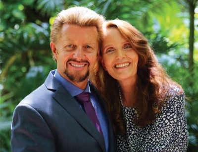 Brian ja Anna Maria Clement luennoivat Helsingiss&auml;